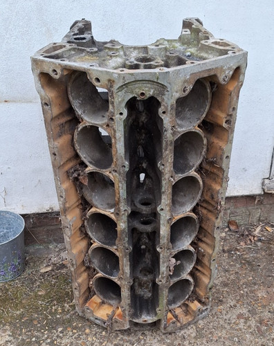 Jaguar v12 coffee table - jaguar,